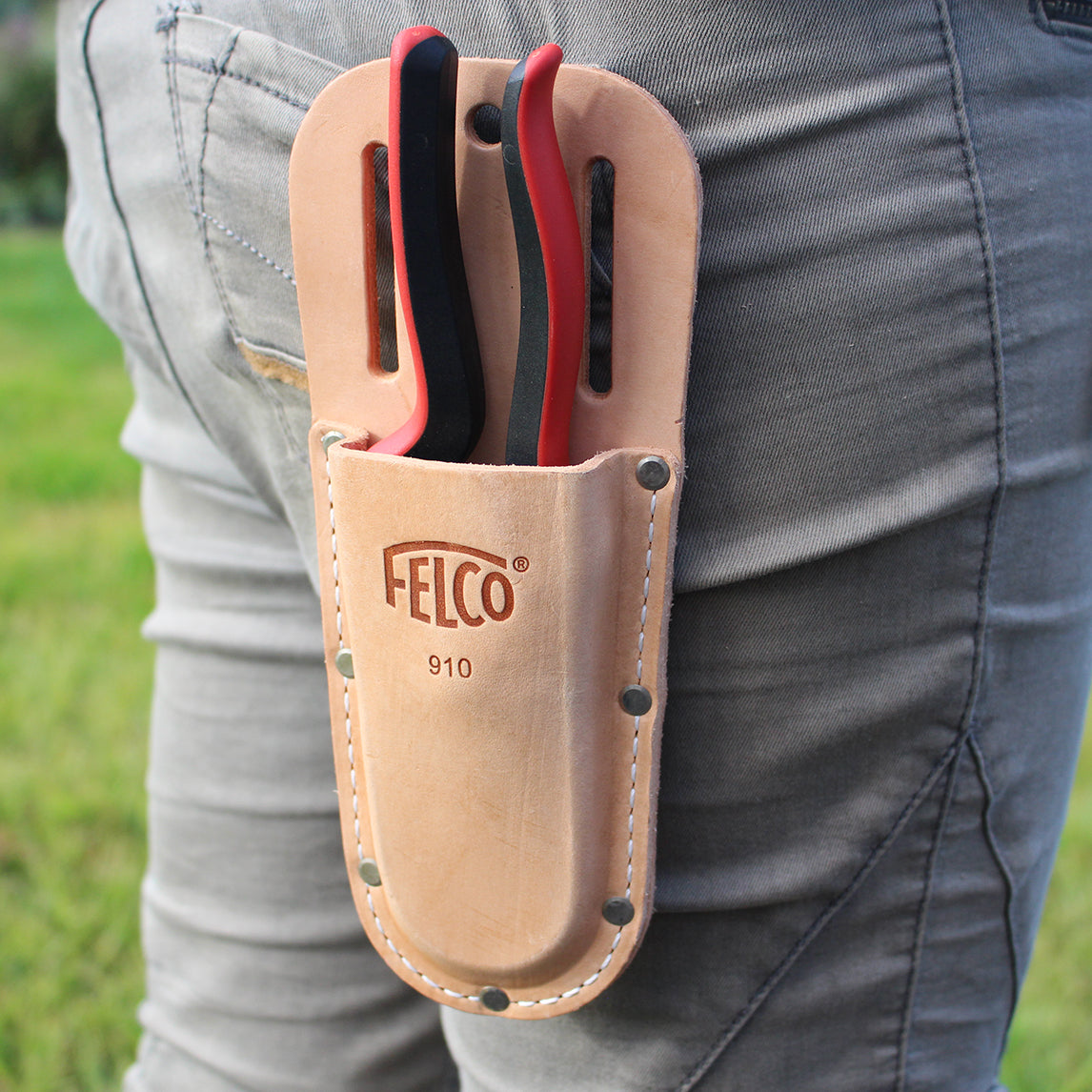 Felco 910 Leather Holster with Belt Loop and Clip