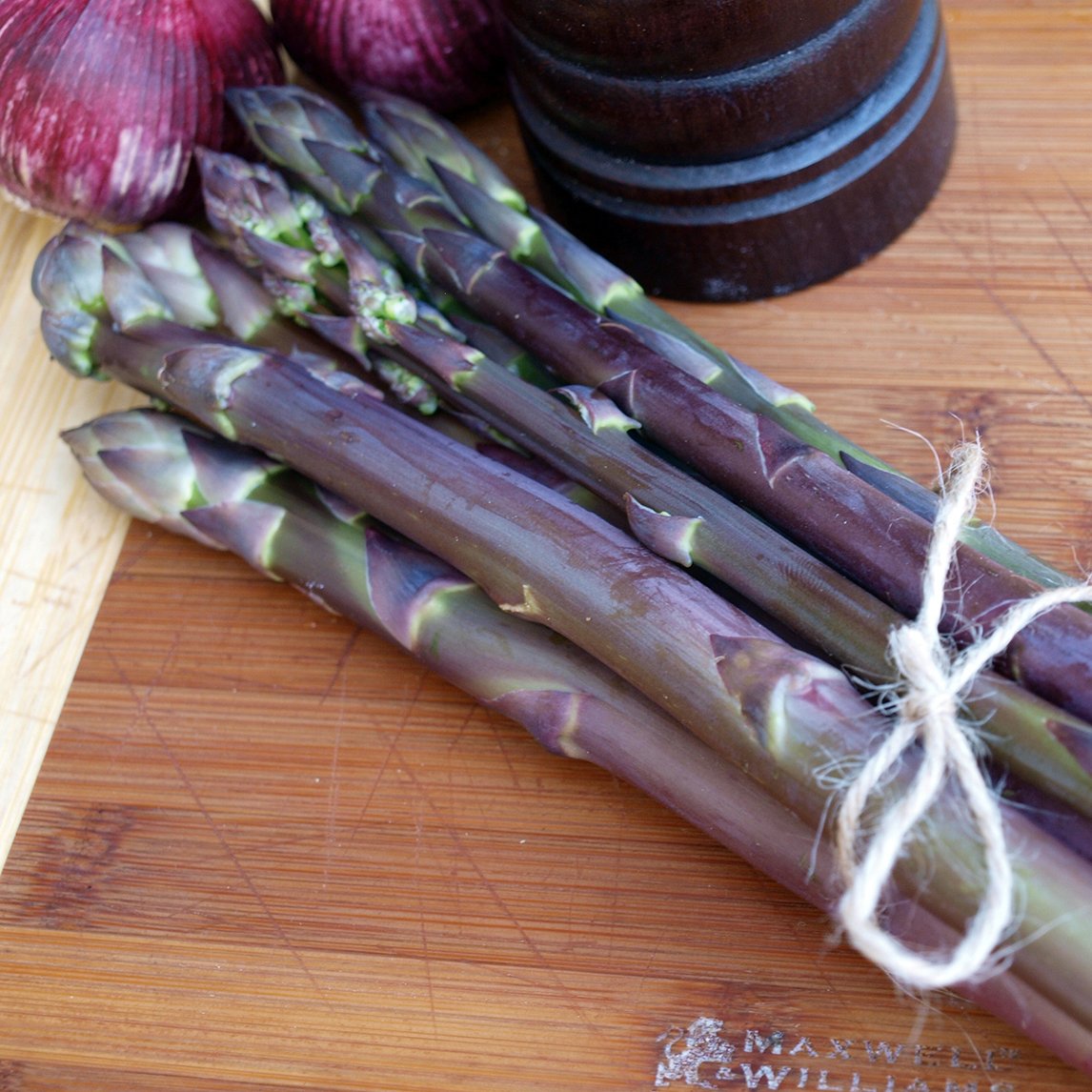 Asparagus &#39;Sweet Purple&#39; Crown
