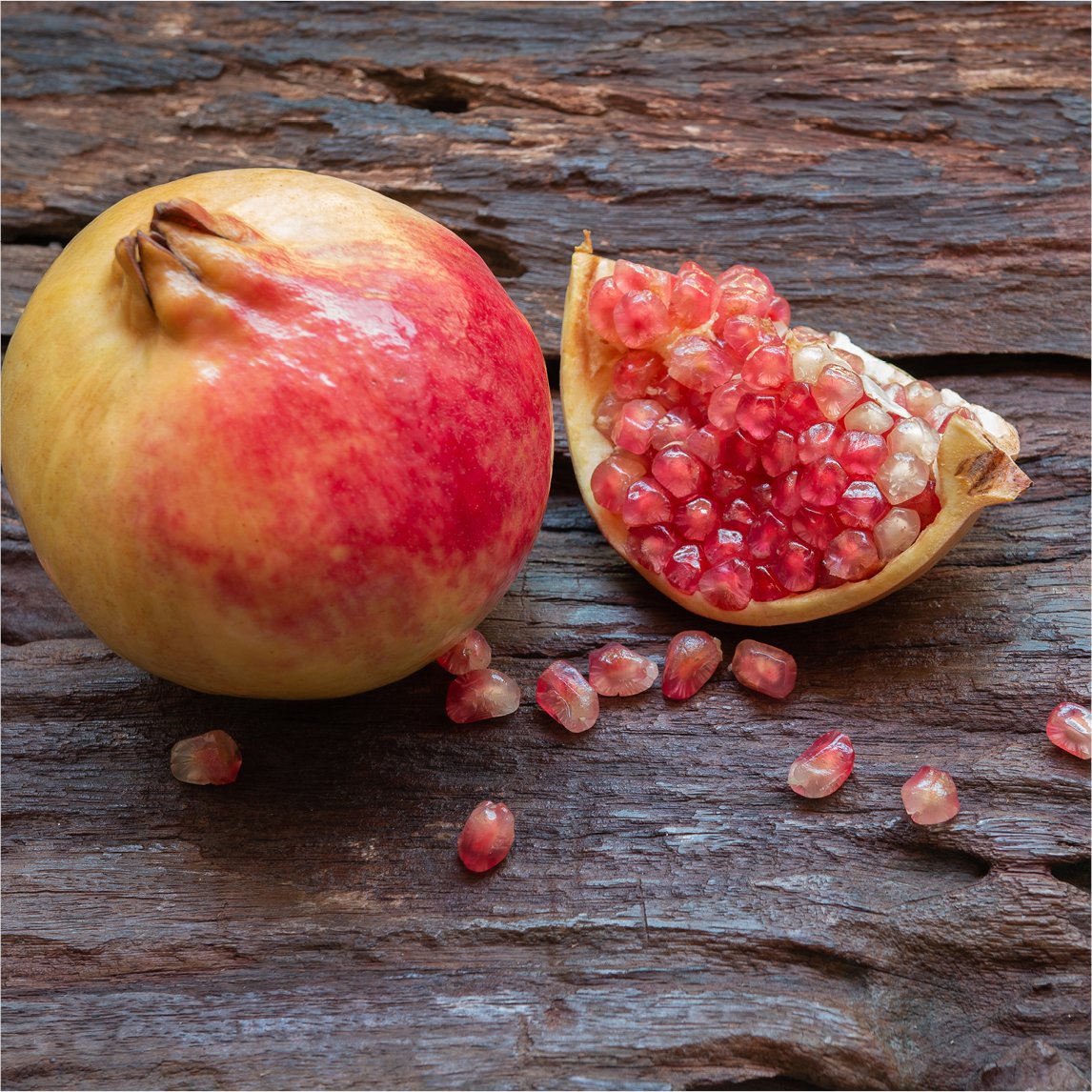 Pomegranate 'Jodhpur Red'
